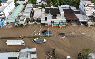 Triều cường tại ĐBSCL đạt đỉnh từ ngày 6 đến 7-11, nhà trường điều chỉnh giờ đến lớp