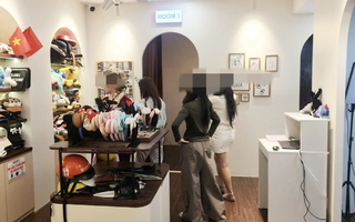 Tiệm chụp ảnh bị tố gắn camera, phát tán hình ảnh thiếu nữ đang thay đồ