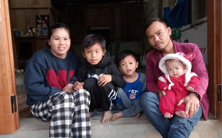 Người mẹ 32 tuổi bị lũ cuốn trôi để lại 3 đứa trẻ tội nghiệp