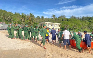 Gia Lai trắng đêm di dời dân, kích hoạt kịch bản ứng phó bão số 13 Kalmaegi cấp 5
