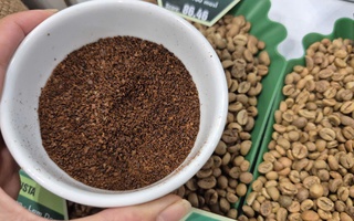 Giá cà phê hôm nay 7-11: Bất ngờ bốc hơi 3 con số