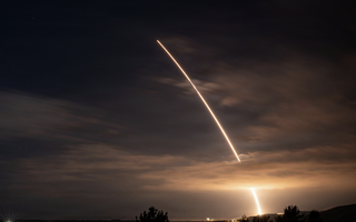 Mỹ thông báo trước khi phóng tên lửa, Nga phản ứng