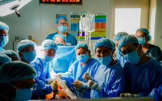 Người mẹ Singapore sinh con an toàn nhờ thông tim thai tại Việt Nam