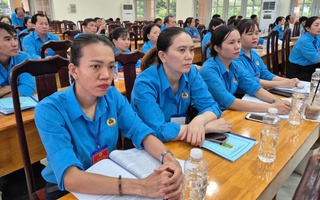 Đề xuất mức xử phạt đối với doanh nghiệp cho cán bộ Công đoàn nghỉ việc trái luật