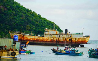 Tàu "Sheng Li" rời Côn Đảo, khép lại hành trình con tàu bỏ hoang từng gây sốt mạng xã hội