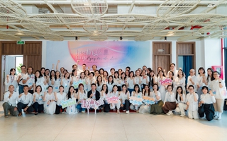 Người trẻ đi chữa lành