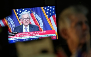 Tín hiệu đáng chú ý của FED