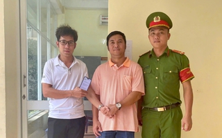 Tài khoản bất ngờ "ting ting" 330 triệu đồng, người đàn ông ở TPHCM làm ngay việc này