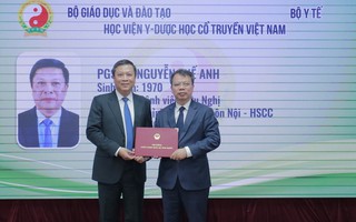 Trao quyết định bổ nhiệm chức danh Phó giáo sư ngành Y