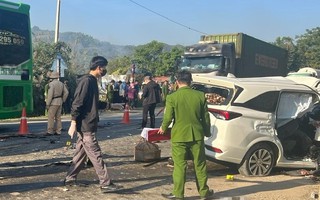 Nguyên nhân vụ xe ô tô 7 chỗ tông xe đầu kéo khiến 4 người tử vong, 2 người bị thương