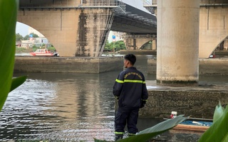 Công an TPHCM đang tìm người đàn ông nhảy cầu Bình Lợi