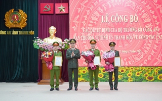Công an Thanh Hóa trao các quyết định của Bộ trưởng Bộ Công an về công tác cán bộ
