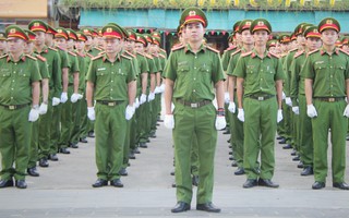 Hình ảnh Công an Đà Nẵng, Khánh Hoà ra quân trấn áp tội phạm trong sáng 12-12