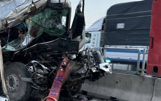 Thông tin mới nhất vụ tai nạn trên đường cao tốc Bắc – Nam làm 2 người chết, 4 người bị thương