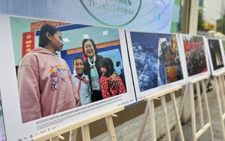 Ra mắt sách ảnh “80 năm, một Việt Nam vững tin”