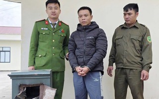 Sau khi trả khách, tài xế taxi trở lại "ghé" nhà dân đục két sắt trộm tiền, vàng