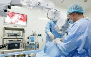 80% trẻ bị điếc trước ngôn ngữ