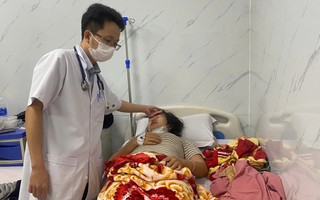 Đình chỉ cơ sở bánh mì Hồng Vân sau khi có 78 người nhập viện