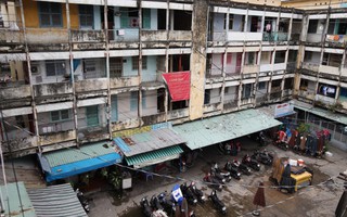 Chung cư cũ: Đi không nỡ, ở chẳng yên