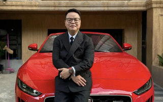 Mr. Hunter bị dẫn độ về nước