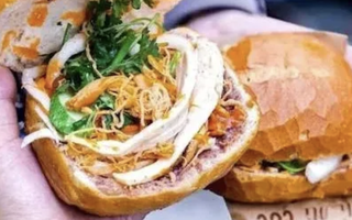 Truy xuất nguồn gốc vụ nhiều người nhập viện sau ăn bánh mì ở Quảng Ngãi