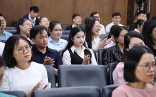 Trường ĐH Luật TPHCM trang bị kỹ năng nghiên cứu khoa học pháp lý