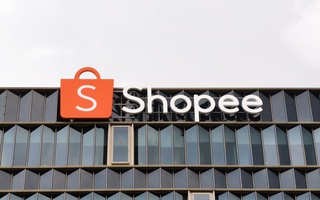Shopee tiếp tục tăng phí