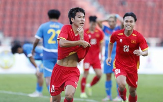 Lê Văn Thuận xứng danh "Neymar" Việt Nam