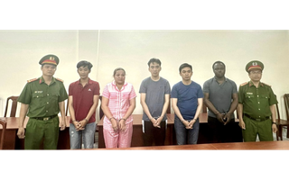 Thông tin nổi bật tại TPHCM ngày 17-12: Thợ hồ, công nhân tham gia rửa tiền; 3 thanh niên bị đánh