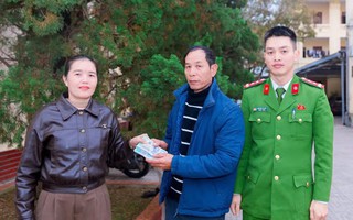 Nhờ công an tìm người để quên áo khoác có hơn 22 triệu đồng