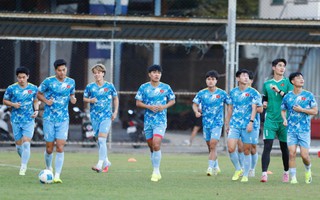 Trung vệ "thép" U22 Việt Nam muốn "khóa chặt" tiền đạo U22 Thái Lan