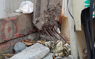 Trụ điện nguy hiểm