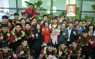 U22 Việt Nam rạng rỡ về nước sau đoạt Huy chương vàng SEA Games 33