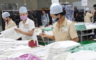 Âm thầm cắt giảm nhân sự trước Tết