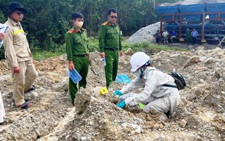 Doanh nghiệp đổ hơn 700 tấn chất thải trái phép ra môi trường