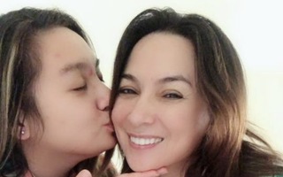 Khoảnh khắc cuối cùng của Phi Nhung và con gái