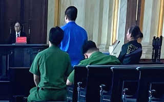 Những tiếng "giá như" muộn màng sau song sắt