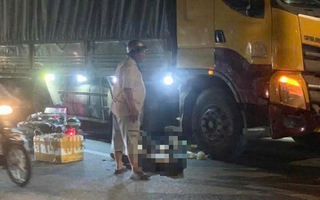 Tai nạn nghiêm trọng khiến 2 thiếu niên ở TPHCM tử vong