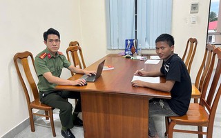 Nhậu say ngủ quên trên ô tô, người đàn ông bị đưa sang Campuchia