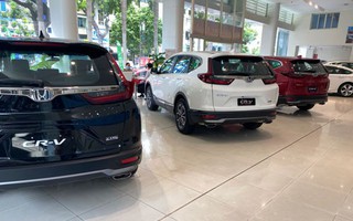 Đề xuất giảm lệ phí đăng ký ô tô: Chưa đủ kích sức mua