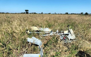 Thái Lan tiếp tục không kích, Campuchia "phá bỏ đê chắn sóng gần vịnh Thái Lan"