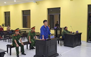 Nghịch tử hành hung mẹ, đâm người thi hành công vụ ở Cà Mau