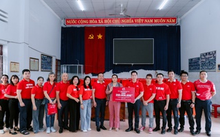 Generali Việt Nam trao hơn 1,2 tỉ đồng hỗ trợ người dân tái thiết sau bão lũ