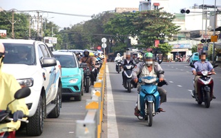TPHCM: 40 xe máy nào đi ngược chiều ở đường Đặng Thuỳ Trâm bị ghi hình?