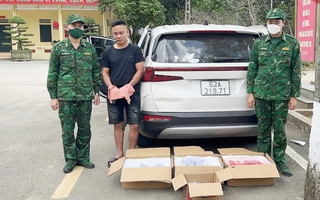 Triệt phá vụ vận chuyển điện thoại di động nhập lậu lớn từ Trung Quốc về Việt Nam