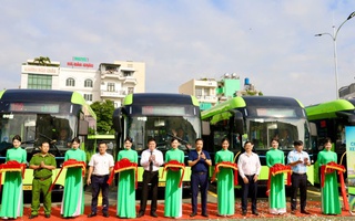 58 xe buýt điện mới xuất hiện trên đường phố TPHCM