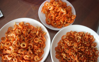 Cách bảo quản tôm khô giữ được độ mềm, ngọt đặc trưng trong ngày Tết