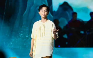 Hồ Văn Cường khiến khán giả vỡ òa