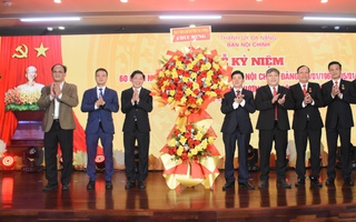 Ban Nội chính Thành ủy Đà Nẵng nhận Huân chương Lao động hạng Ba