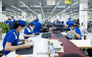 Công bố thưởng Tết sớm, người lao động an tâm